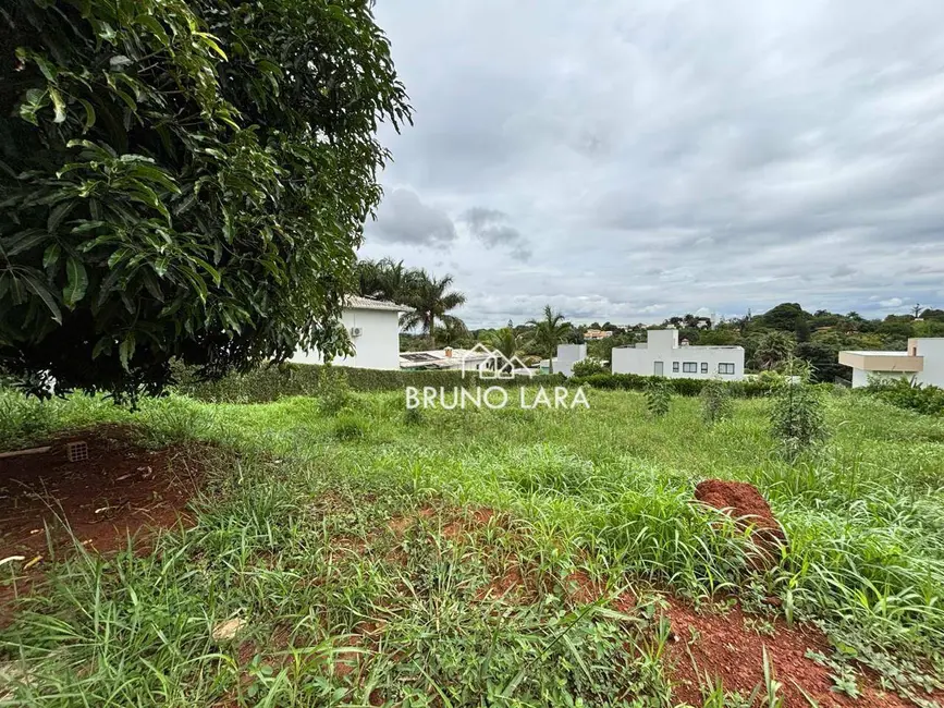 Foto 2 de Terreno / Lote à venda, 1000m2 em Igarape - MG