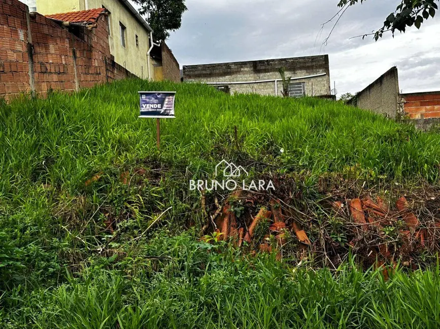 Foto 2 de Terreno / Lote à venda, 300m2 em Sao Joaquim De Bicas - MG