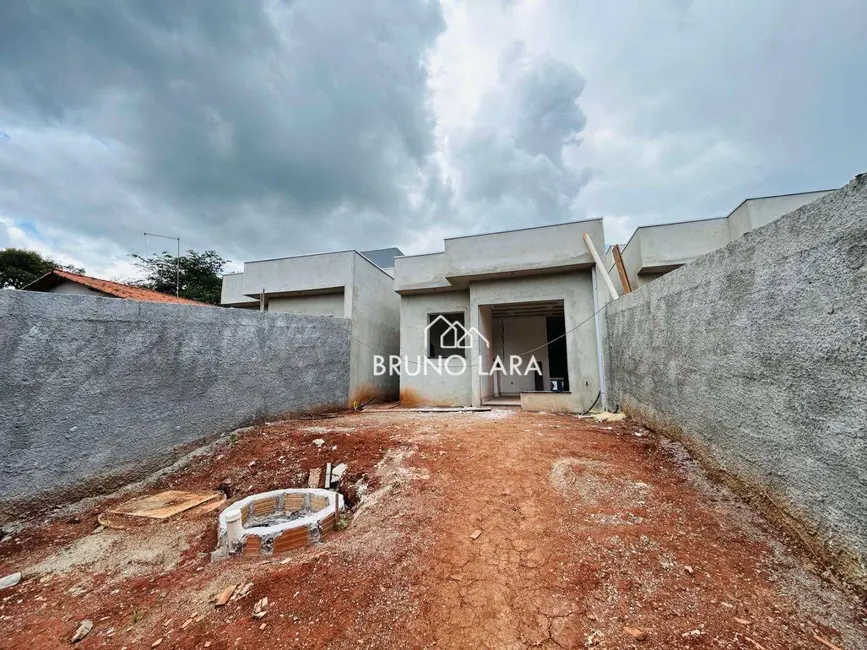 Foto 1 de Casa com 3 quartos à venda, 180m2 em Igarape - MG