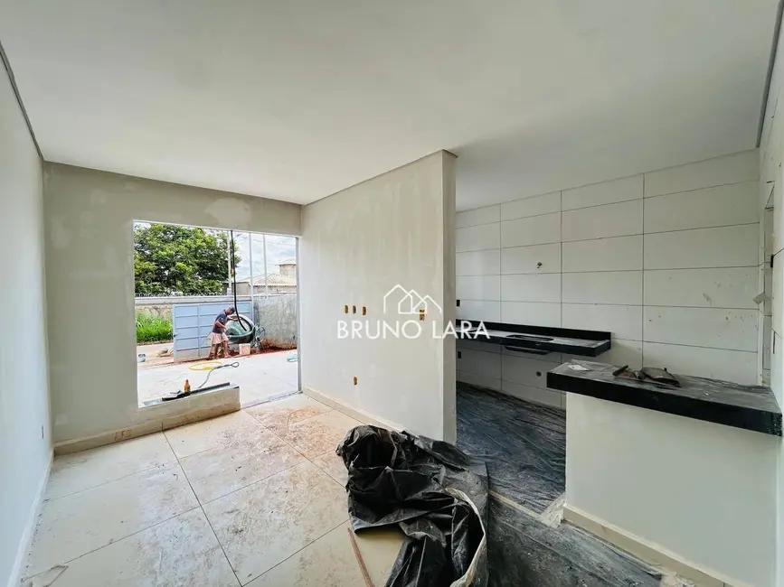 Foto 2 de Casa com 3 quartos à venda, 180m2 em Igarape - MG