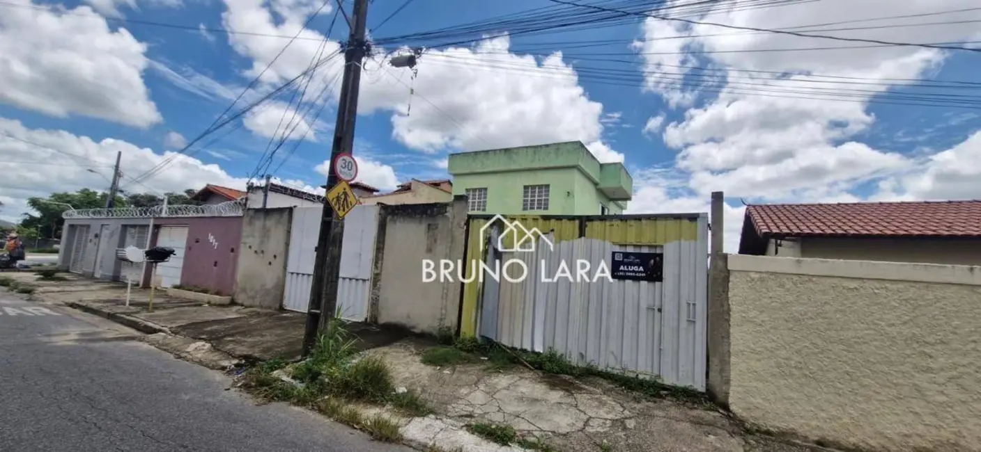 Casa com 2 quartos para alugar, 360m2 em Niterói, Betim - MG - imagem 4 Foto 4 de Casa com 2 quartos para alugar, 360m2 em Niterói, Betim - MG