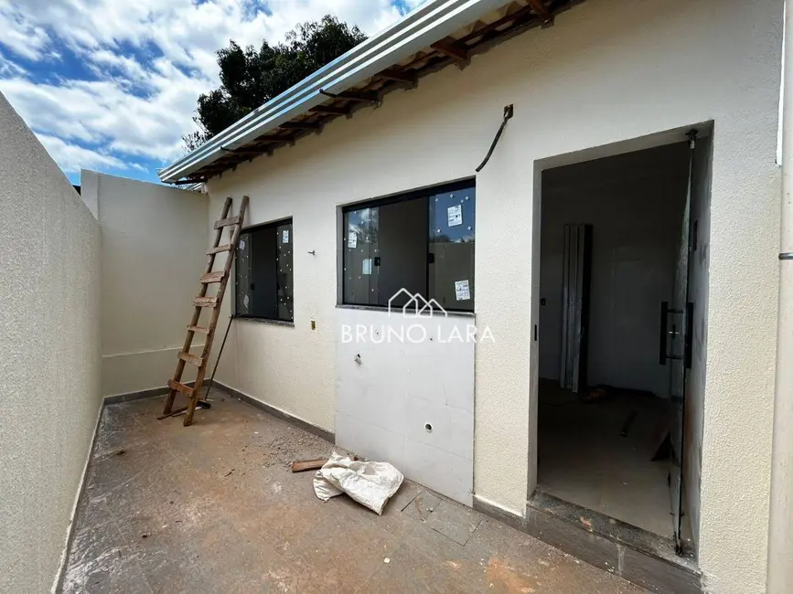 Foto 1 de Casa com 2 quartos à venda, 120m2 em Sao Joaquim De Bicas - MG