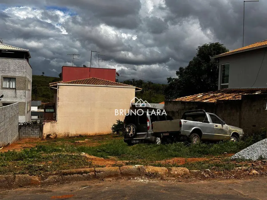 Foto 3 de Terreno / Lote à venda, 360m2 em Igarape - MG