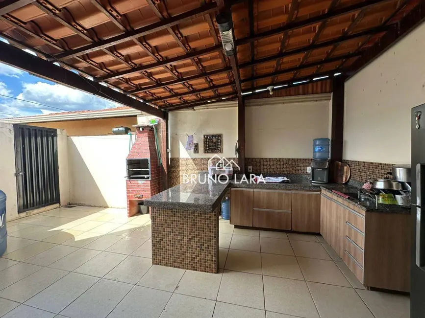 Foto 2 de Apartamento com 2 quartos à venda, 120m2 em Igarape - MG