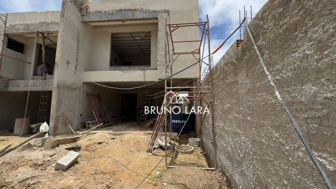 Foto 2 de Casa com 3 quartos à venda, 180m2 em Guarujá Mansões, Betim - MG