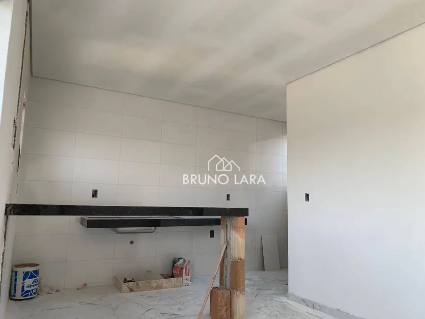 Foto 4 de Casa com 3 quartos à venda, 180m2 em Residencial Lagoa, Betim - MG