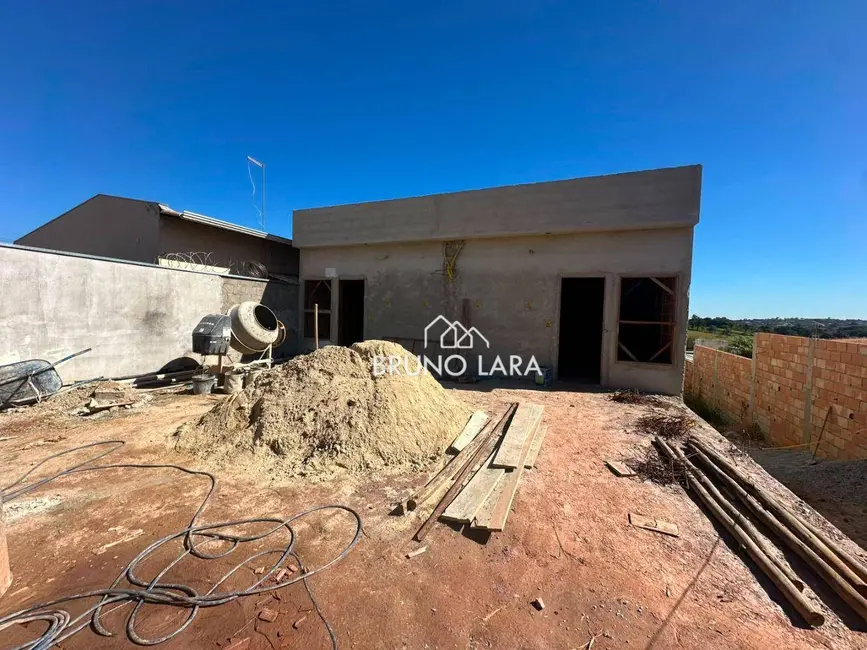 Foto 2 de Casa com 2 quartos à venda, 120m2 em Igarape - MG