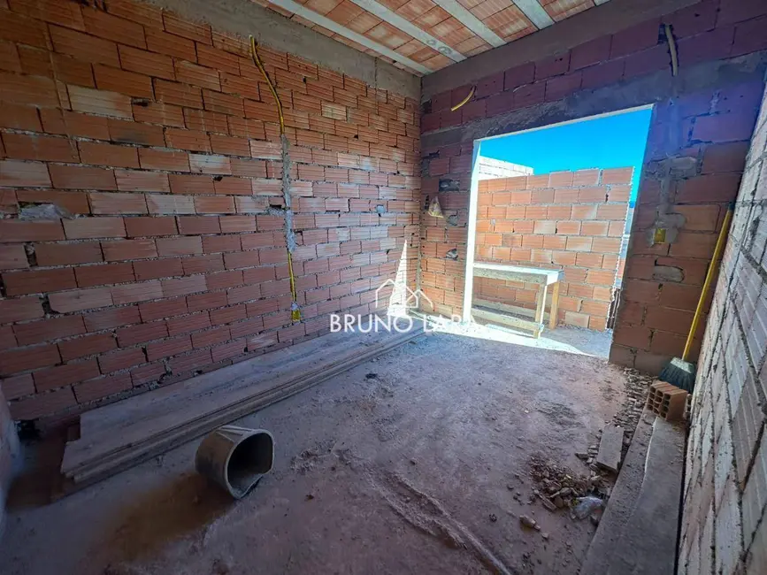 Foto 3 de Casa com 2 quartos à venda, 120m2 em Igarape - MG