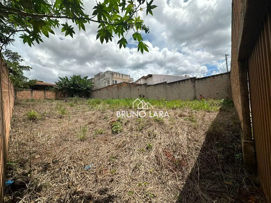 Foto 3 de Terreno / Lote à venda, 360m2 em Igarape - MG