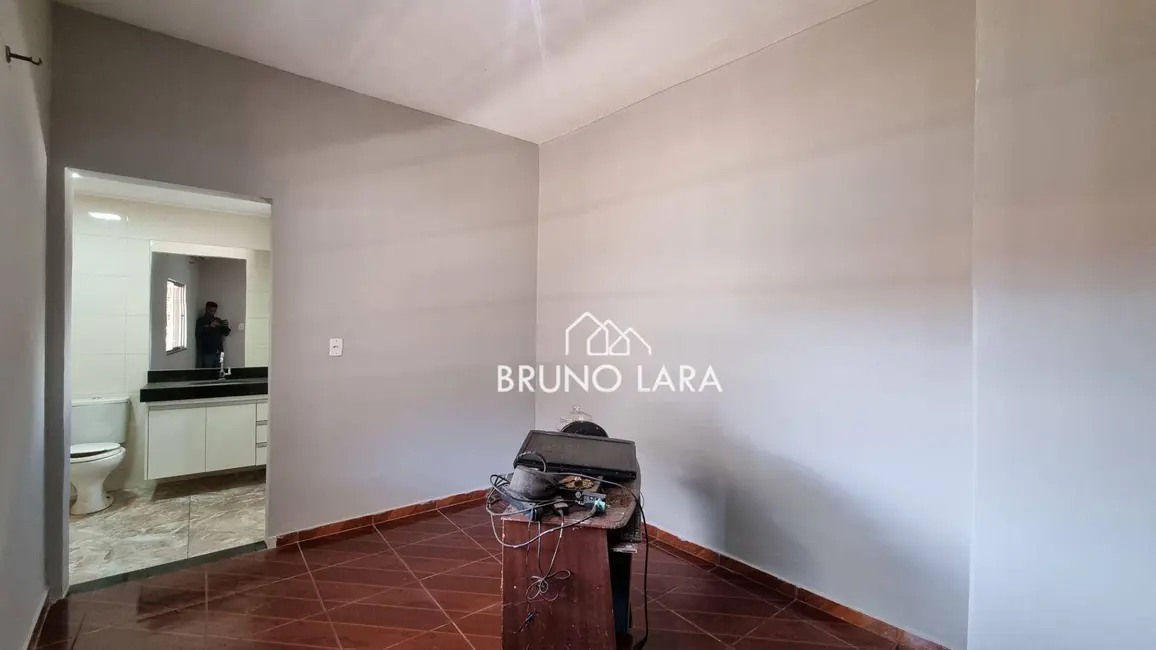 Foto 6 de Casa com 3 quartos para alugar, 434m2 em Centro, Igarape - MG