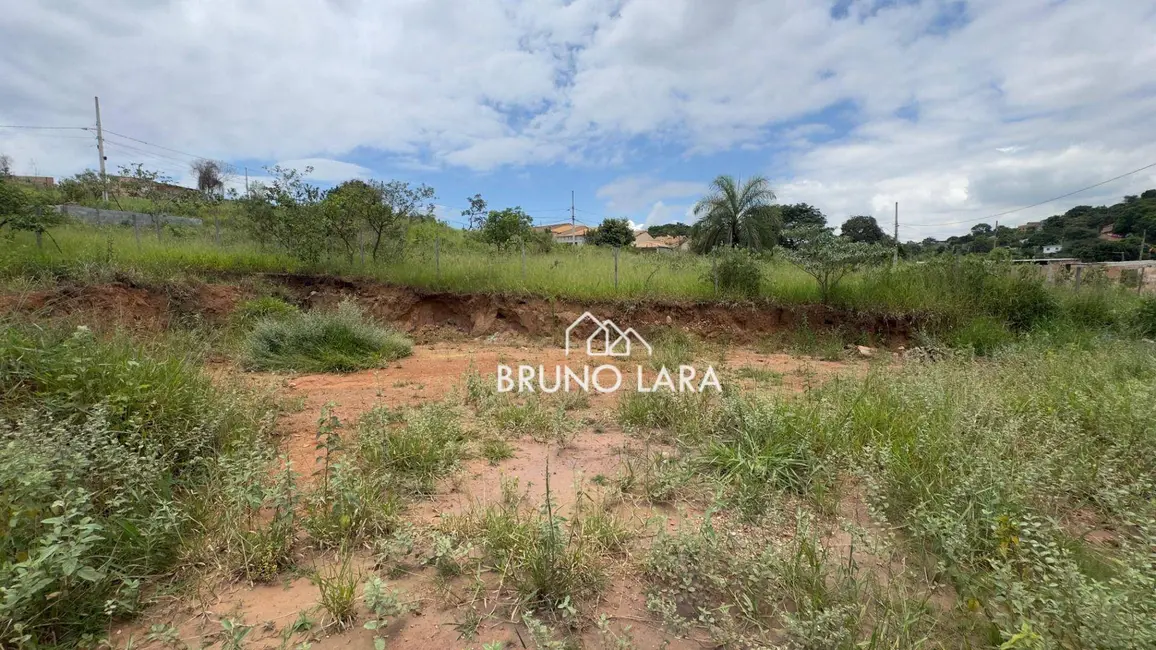 Foto 4 de Terreno / Lote à venda, 403m2 em Sao Joaquim De Bicas - MG