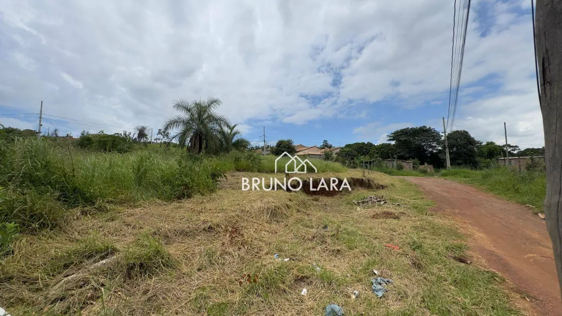 Foto 2 de Terreno / Lote à venda, 396m2 em Sao Joaquim De Bicas - MG