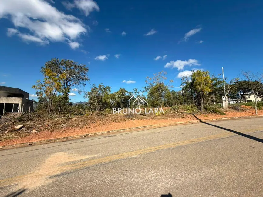 Foto 1 de Terreno / Lote à venda, 1000m2 em Igarape - MG