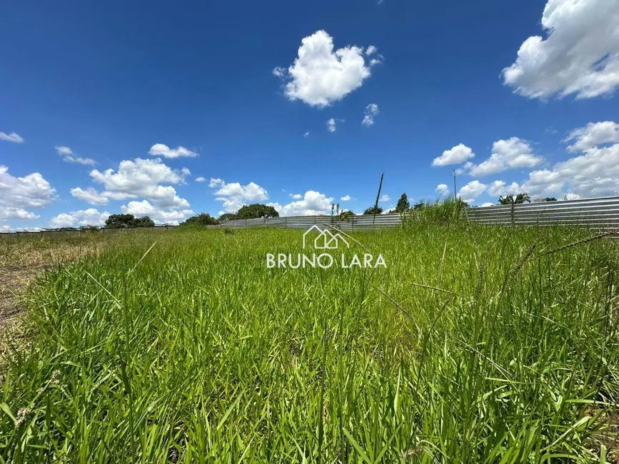 Foto 2 de Terreno / Lote à venda, 1000m2 em Igarape - MG