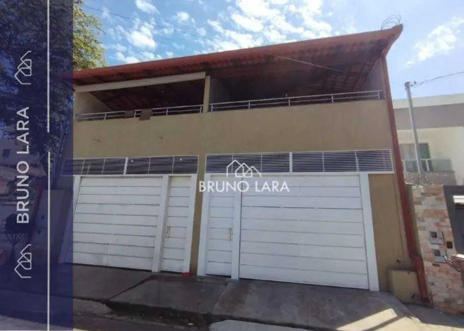 Foto 2 de Casa com 3 quartos à venda, 180m2 em São João, Betim - MG