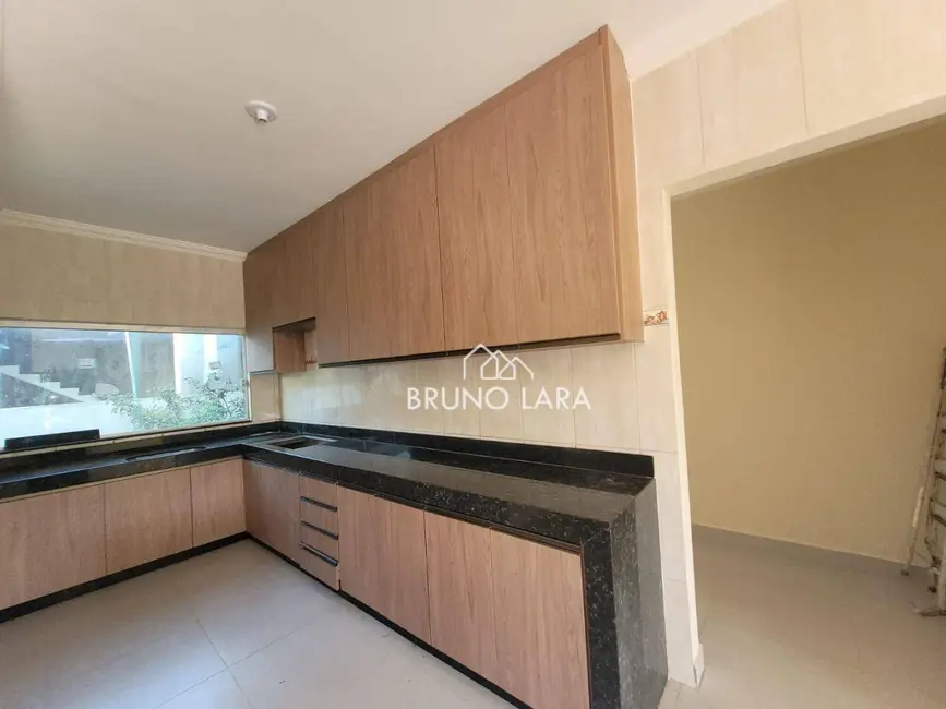 Foto 5 de Apartamento com 3 quartos para alugar, 100m2 em Centro, Igarape - MG