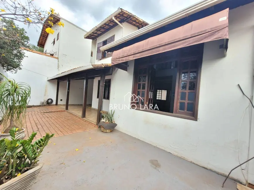 Casa com 3 quartos para alugar, 180m2 em Igarape - MG - imagem 5 Foto 5 de Casa com 3 quartos para alugar, 180m2 em Igarape - MG