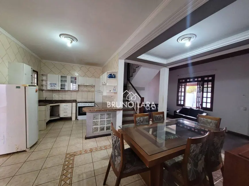 Casa com 3 quartos para alugar, 180m2 em Igarape - MG - imagem 8 Foto 8 de Casa com 3 quartos para alugar, 180m2 em Igarape - MG