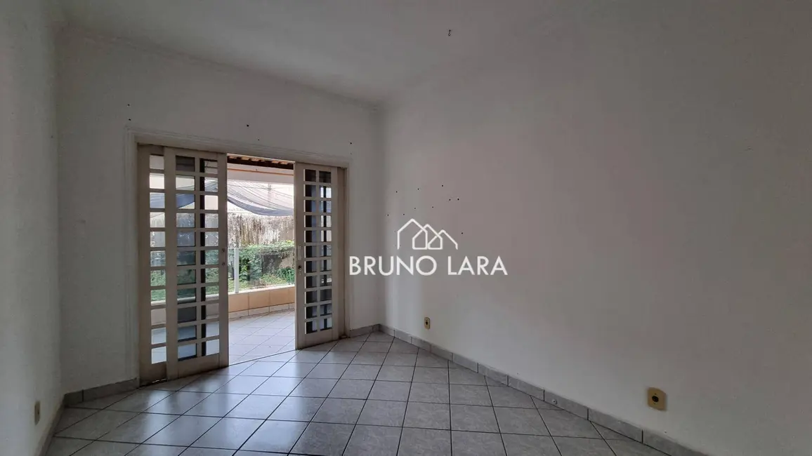 Foto 6 de Casa com 3 quartos para alugar, 240m2 em Igarape - MG