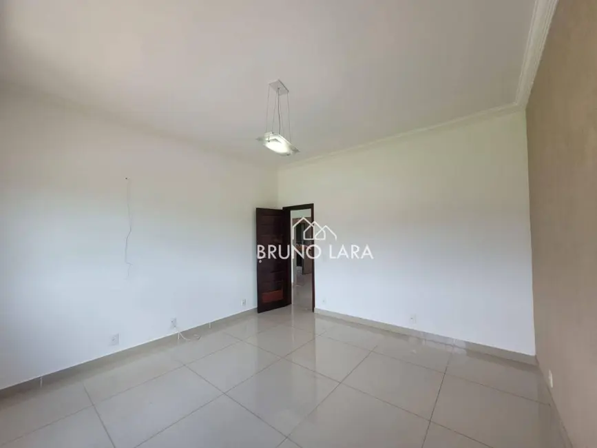 Foto 9 de Casa com 3 quartos para alugar, 300m2 em Centro, Igarape - MG