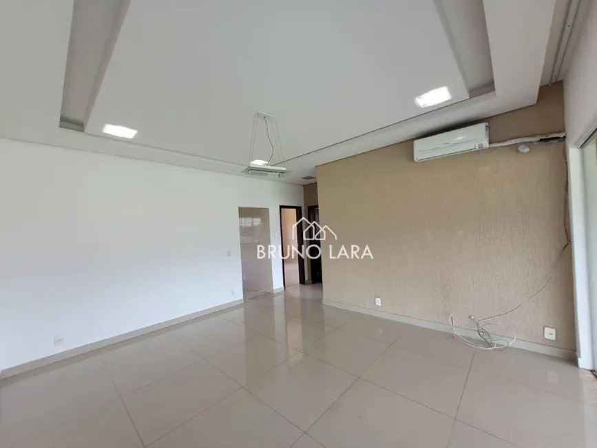 Foto 6 de Casa com 3 quartos para alugar, 300m2 em Centro, Igarape - MG