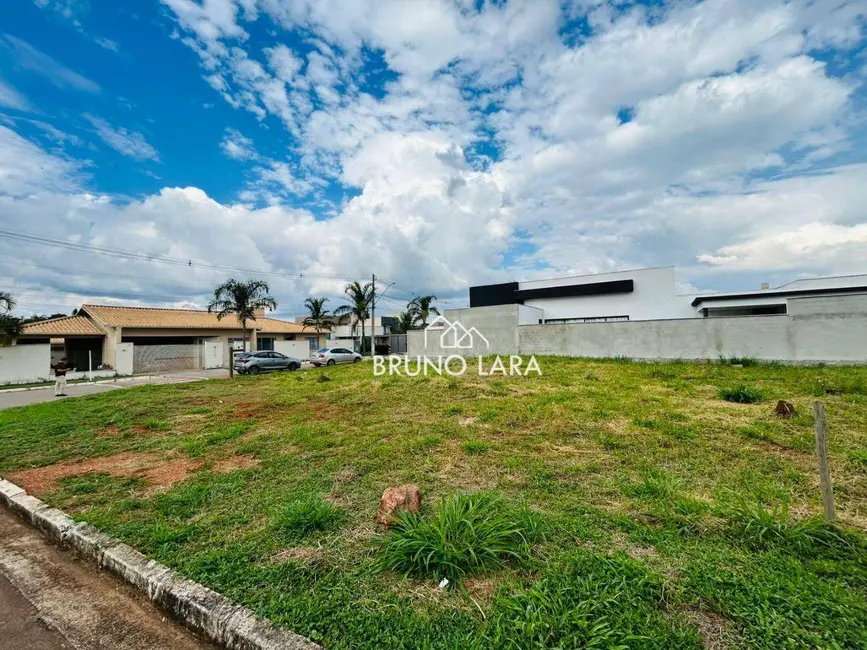 Foto 6 de Terreno / Lote à venda, 360m2 em Igarape - MG