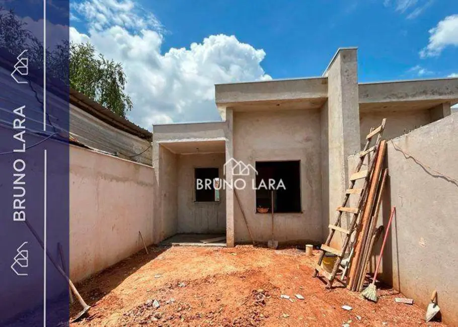 Foto 1 de Casa com 2 quartos à venda, 120m2 em Igarape - MG