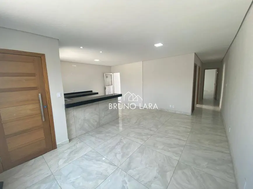 Foto 6 de Casa com 2 quartos à venda, 180m2 em Vila Verde, Betim - MG