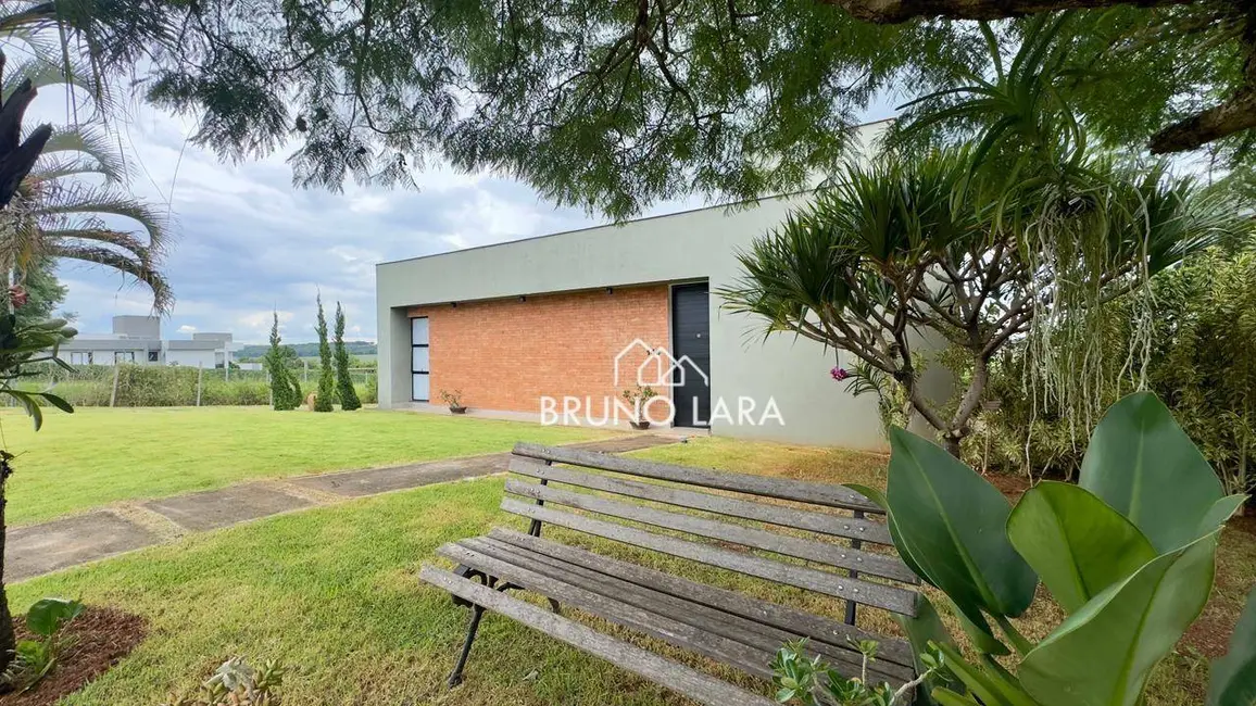 Foto 2 de Casa de Condomínio com 3 quartos à venda, 1000m2 em Igarape - MG