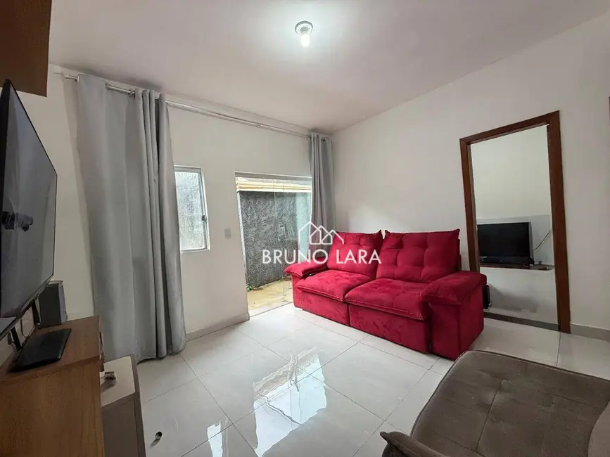 Casa com 2 quartos à venda, 140m2 em Sao Joaquim De Bicas - MG - imagem 4 Foto 4 de Casa com 2 quartos à venda, 140m2 em Sao Joaquim De Bicas - MG