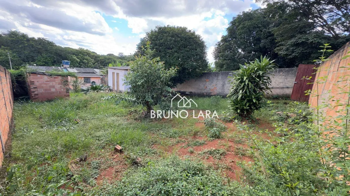 Foto 1 de Terreno / Lote à venda, 360m2 em Igarape - MG