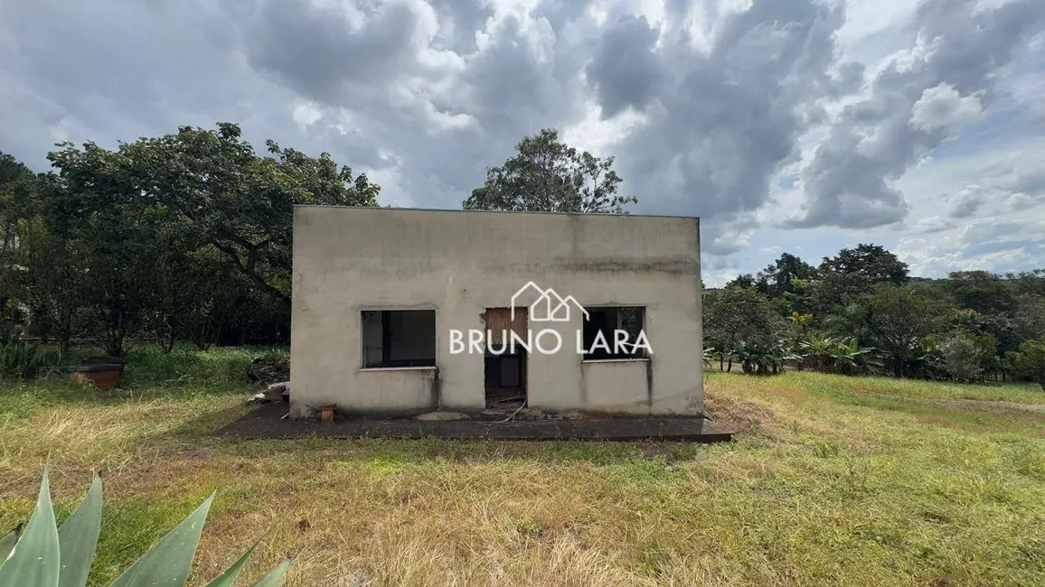 Foto 3 de Casa com 3 quartos à venda, 2000m2 em Igarape - MG