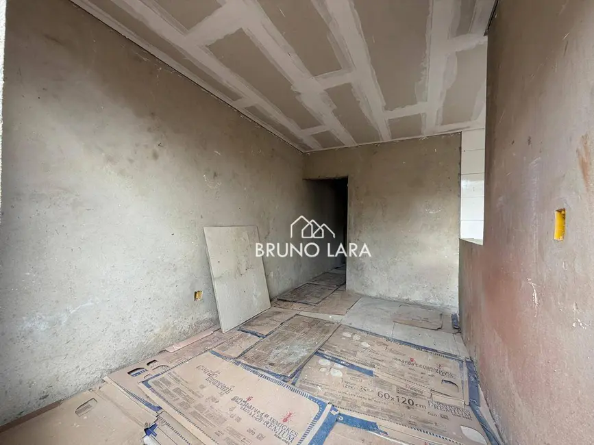 Casa com 2 quartos à venda, 120m2 em Sao Joaquim De Bicas - MG - imagem 2 Foto 2 de Casa com 2 quartos à venda, 120m2 em Sao Joaquim De Bicas - MG