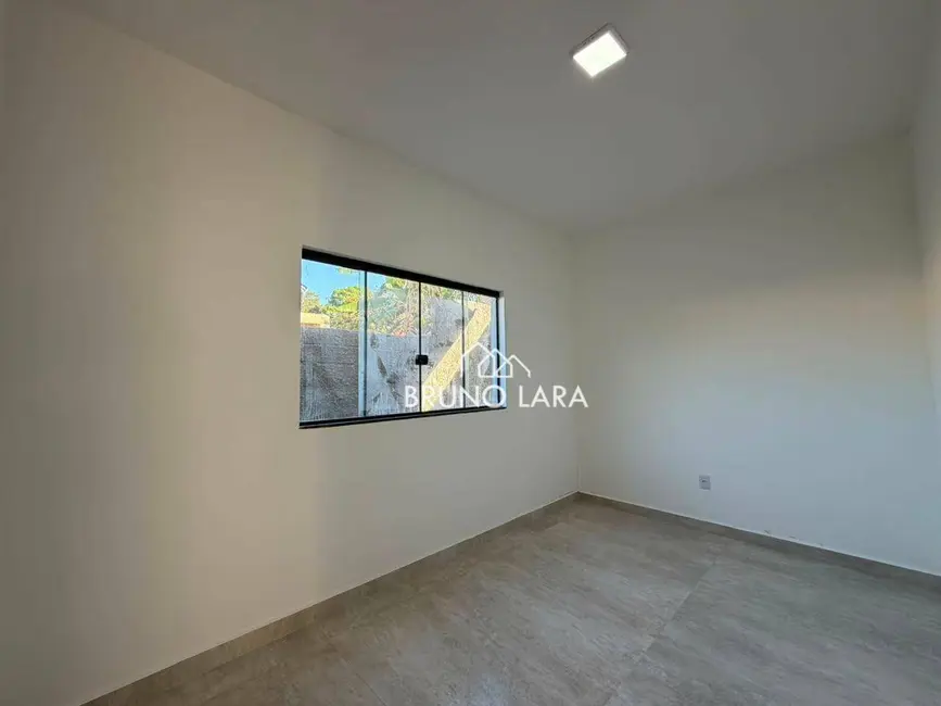 Casa com 2 quartos à venda, 120m2 em Sao Joaquim De Bicas - MG - imagem 8 Foto 8 de Casa com 2 quartos à venda, 120m2 em Sao Joaquim De Bicas - MG