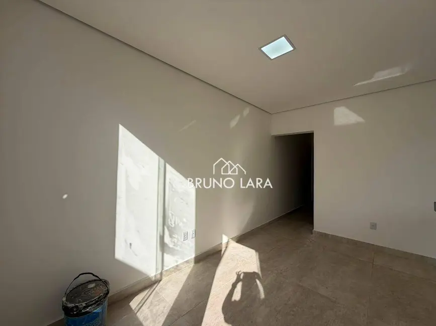 Casa com 2 quartos à venda, 120m2 em Sao Joaquim De Bicas - MG - imagem 4 Foto 4 de Casa com 2 quartos à venda, 120m2 em Sao Joaquim De Bicas - MG