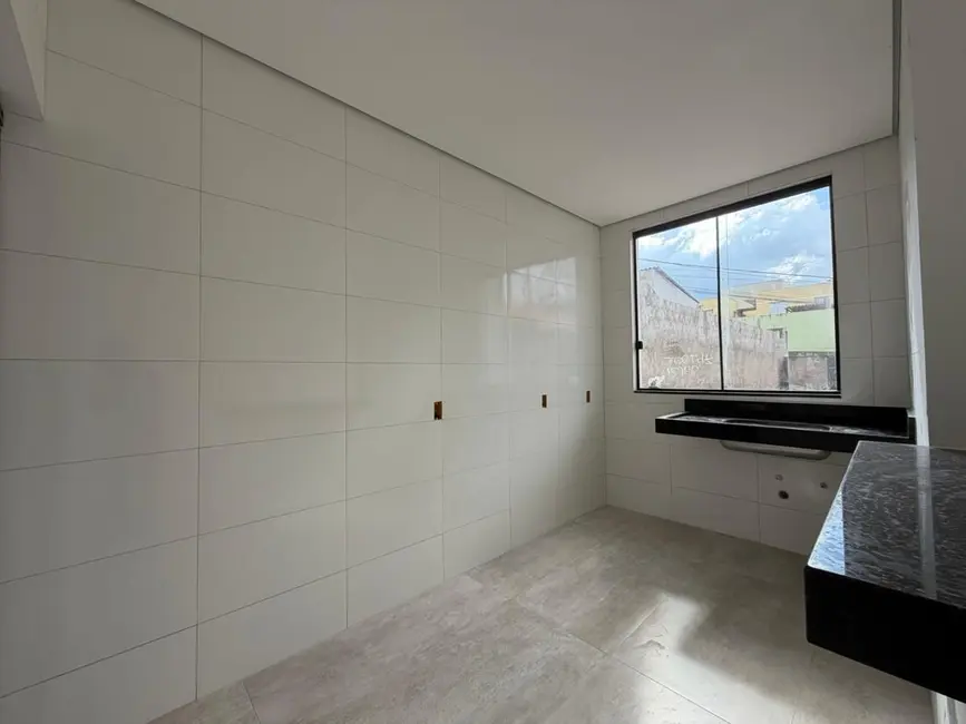 Foto 7 de Casa com 2 quartos à venda, 120m2 em Sao Joaquim De Bicas - MG