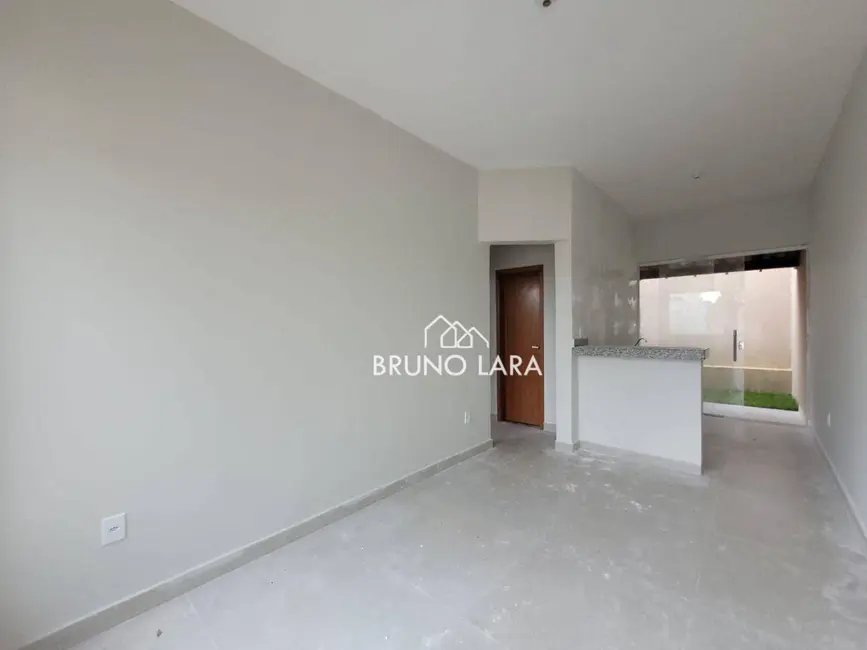 Foto 2 de Casa com 2 quartos para alugar, 120m2 em Igarape - MG