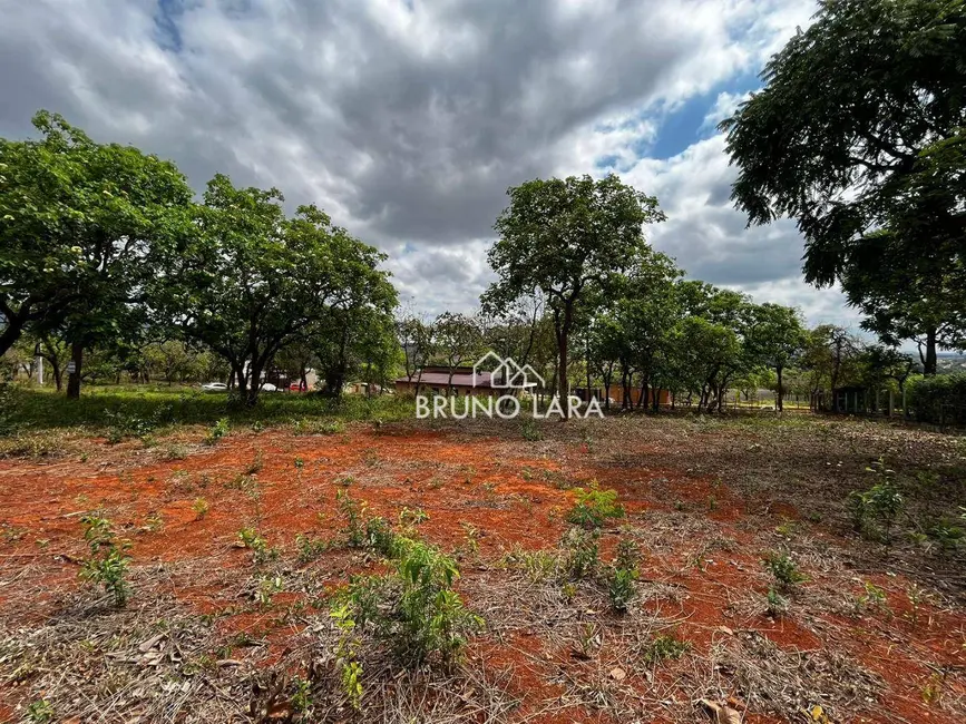 Foto 2 de Terreno / Lote à venda, 1249m2 em Igarape - MG