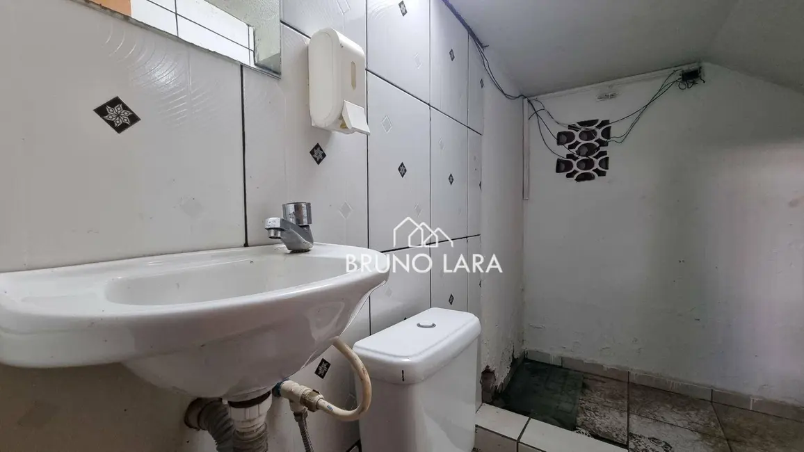 Loja para alugar, 80m2 em Centro, Igarape - MG - imagem 6 Foto 6 de Loja para alugar, 80m2 em Centro, Igarape - MG