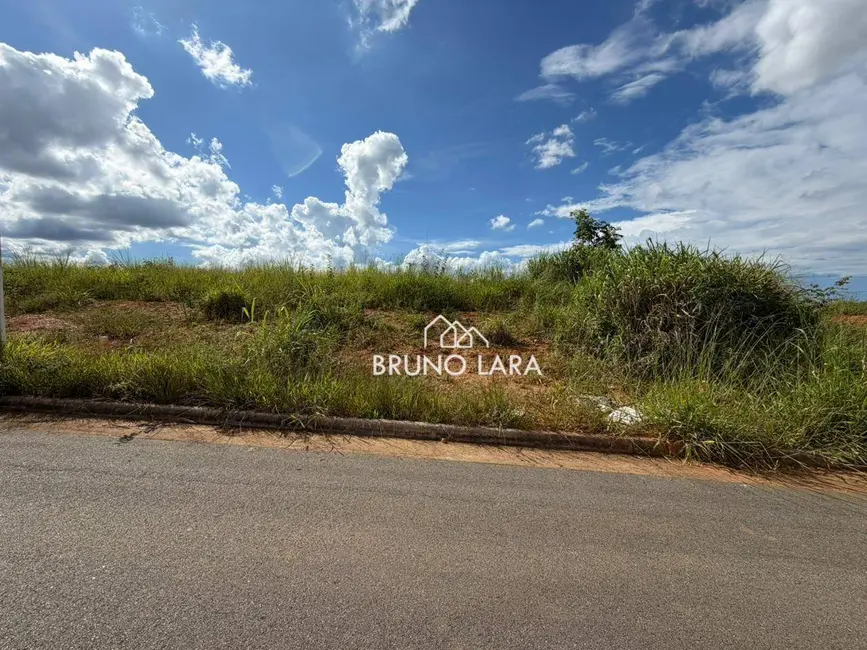 Foto 1 de Terreno / Lote à venda, 200m2 em Igarape - MG