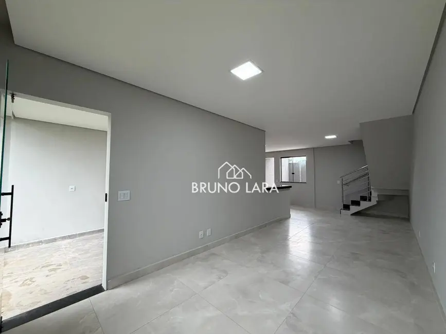 Foto 2 de Casa com 3 quartos à venda, 204m2 em Monte Verde, Betim - MG