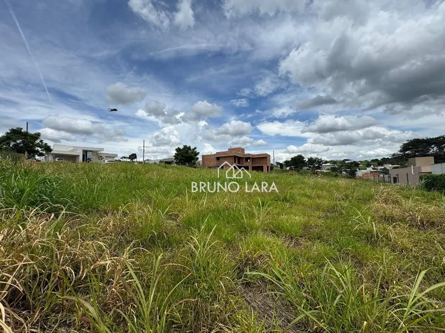 Foto 4 de Terreno / Lote à venda, 1201m2 em Igarape - MG