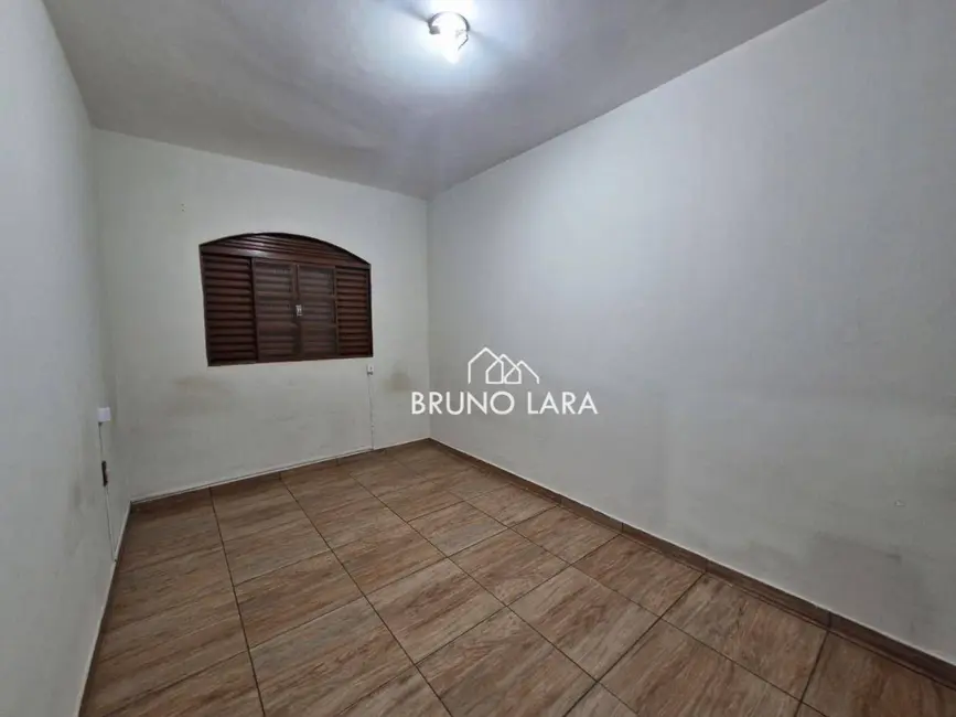 Foto 9 de Casa com 3 quartos para alugar, 360m2 em Centro, Igarape - MG