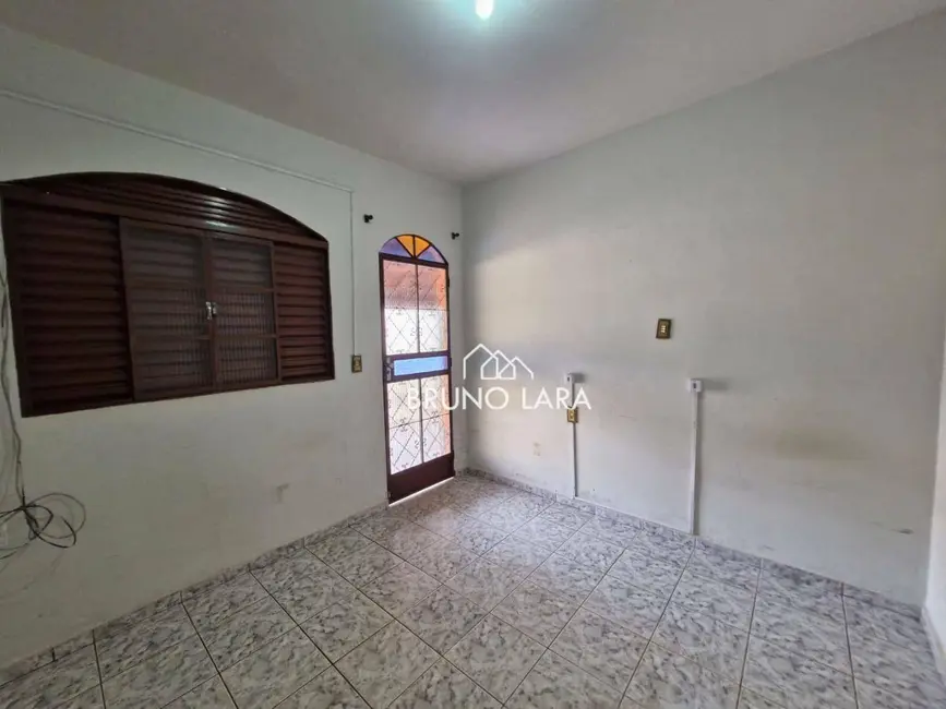 Foto 6 de Casa com 3 quartos para alugar, 360m2 em Centro, Igarape - MG