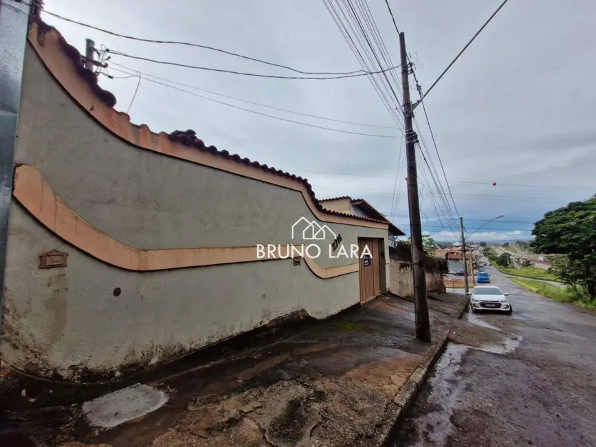 Foto 2 de Casa com 3 quartos para alugar, 360m2 em Centro, Igarape - MG