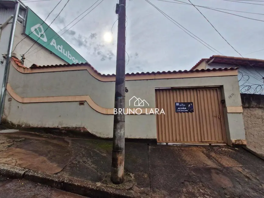 Foto 4 de Casa com 3 quartos para alugar, 360m2 em Centro, Igarape - MG