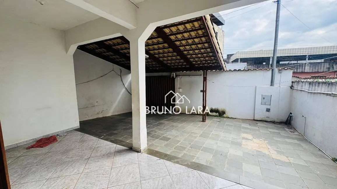 Foto 4 de Casa com 3 quartos para alugar, 120m2 em Centro, Igarape - MG