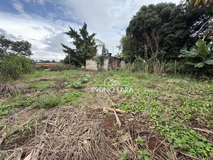 Foto 2 de Terreno / Lote à venda, 360m2 em Igarape - MG
