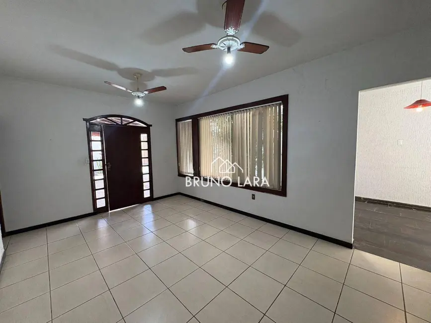 Foto 5 de Casa com 4 quartos à venda, 300m2 em Filadélfia, Betim - MG