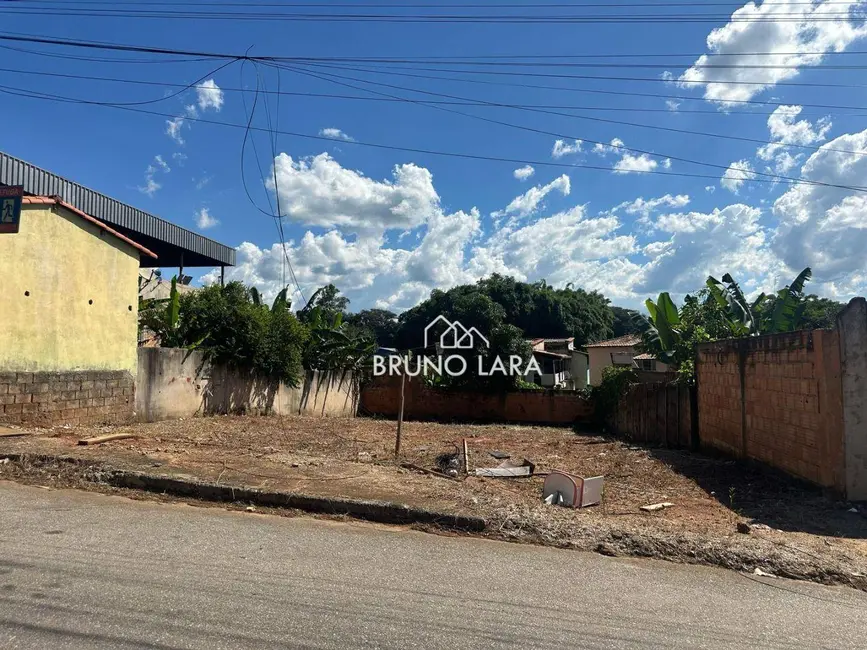 Foto 1 de Terreno / Lote à venda, 360m2 em Igarape - MG